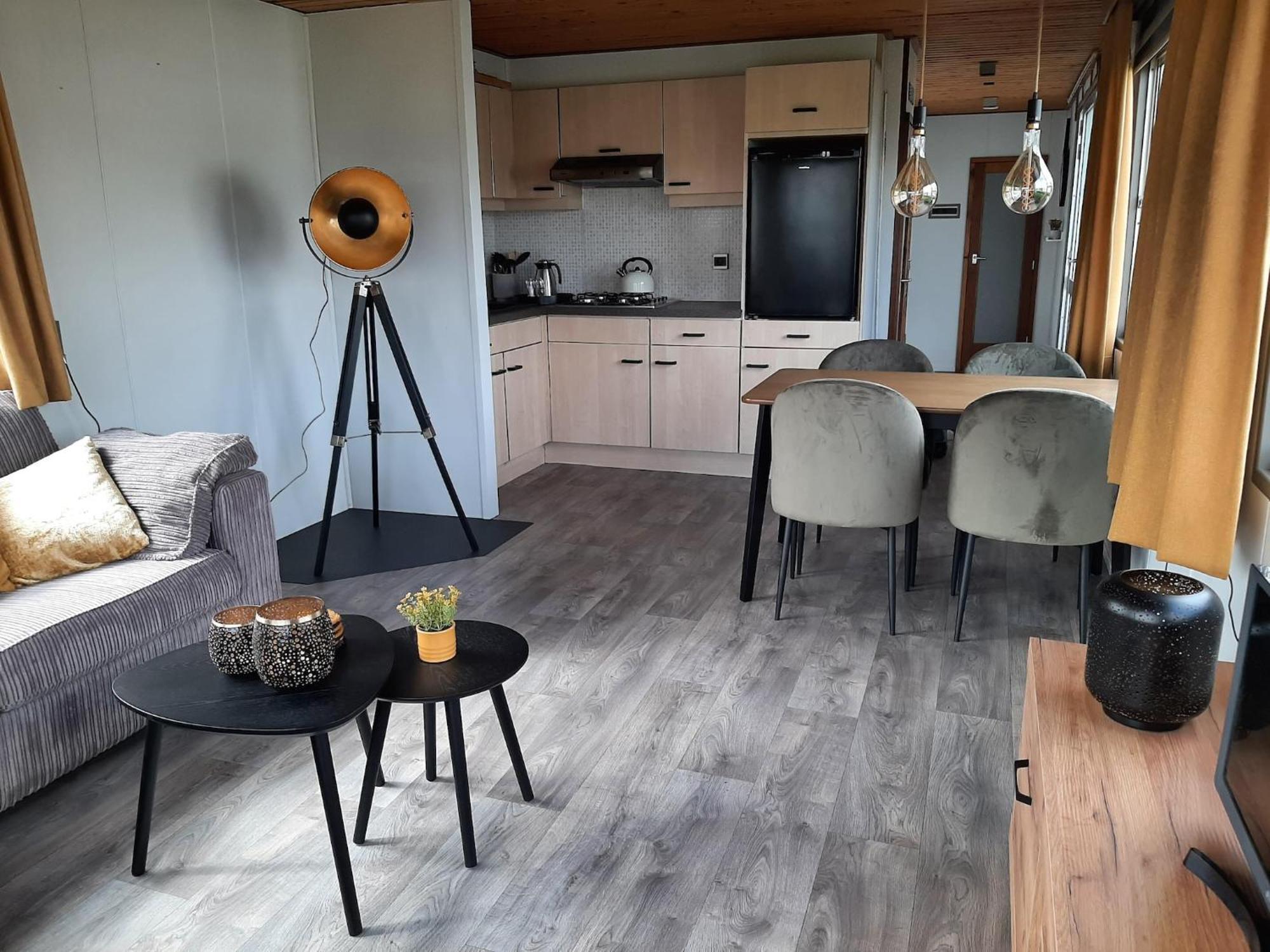 Cosy Holiday Home In Appelscha With Garden Екстериор снимка