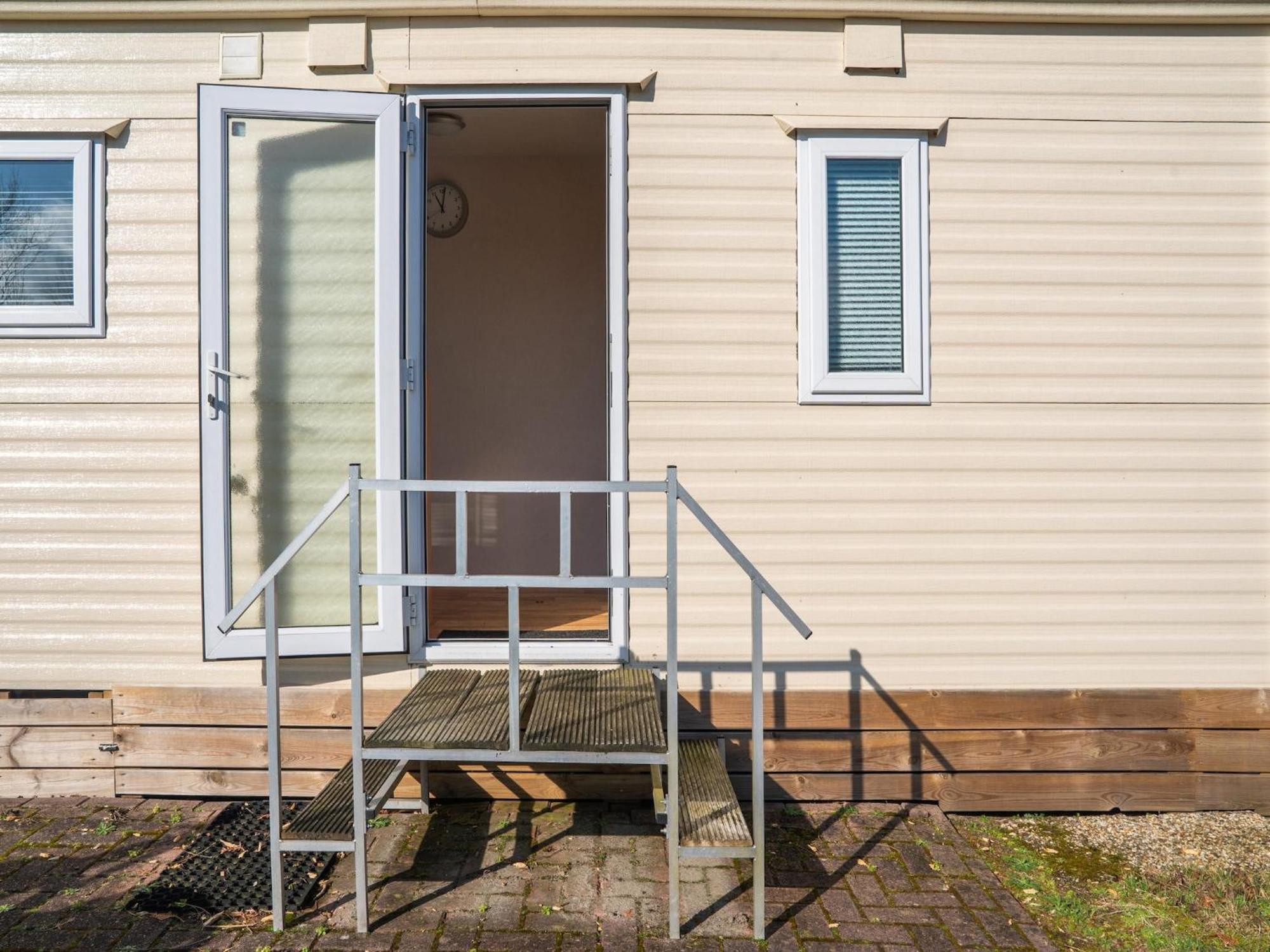 Cosy Holiday Home In Appelscha With Garden Екстериор снимка